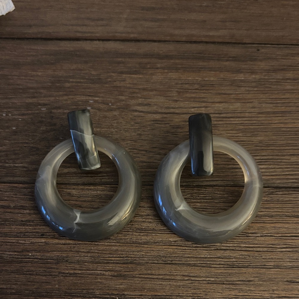 Chic Gray Hoop Earrings